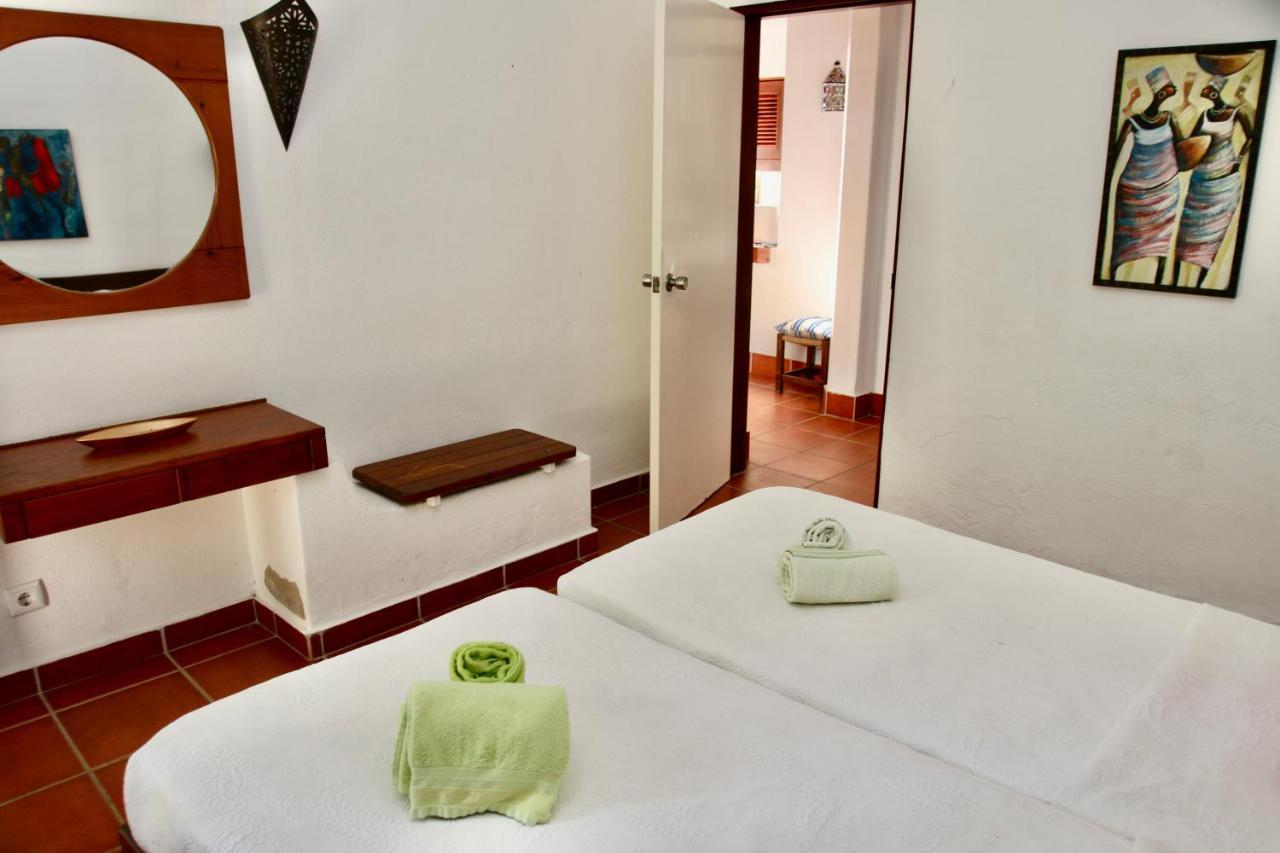 Villa Jacaranda - 550M From The Beach - Free Wifi - By Bedzy アルブフェイラ エクステリア 写真