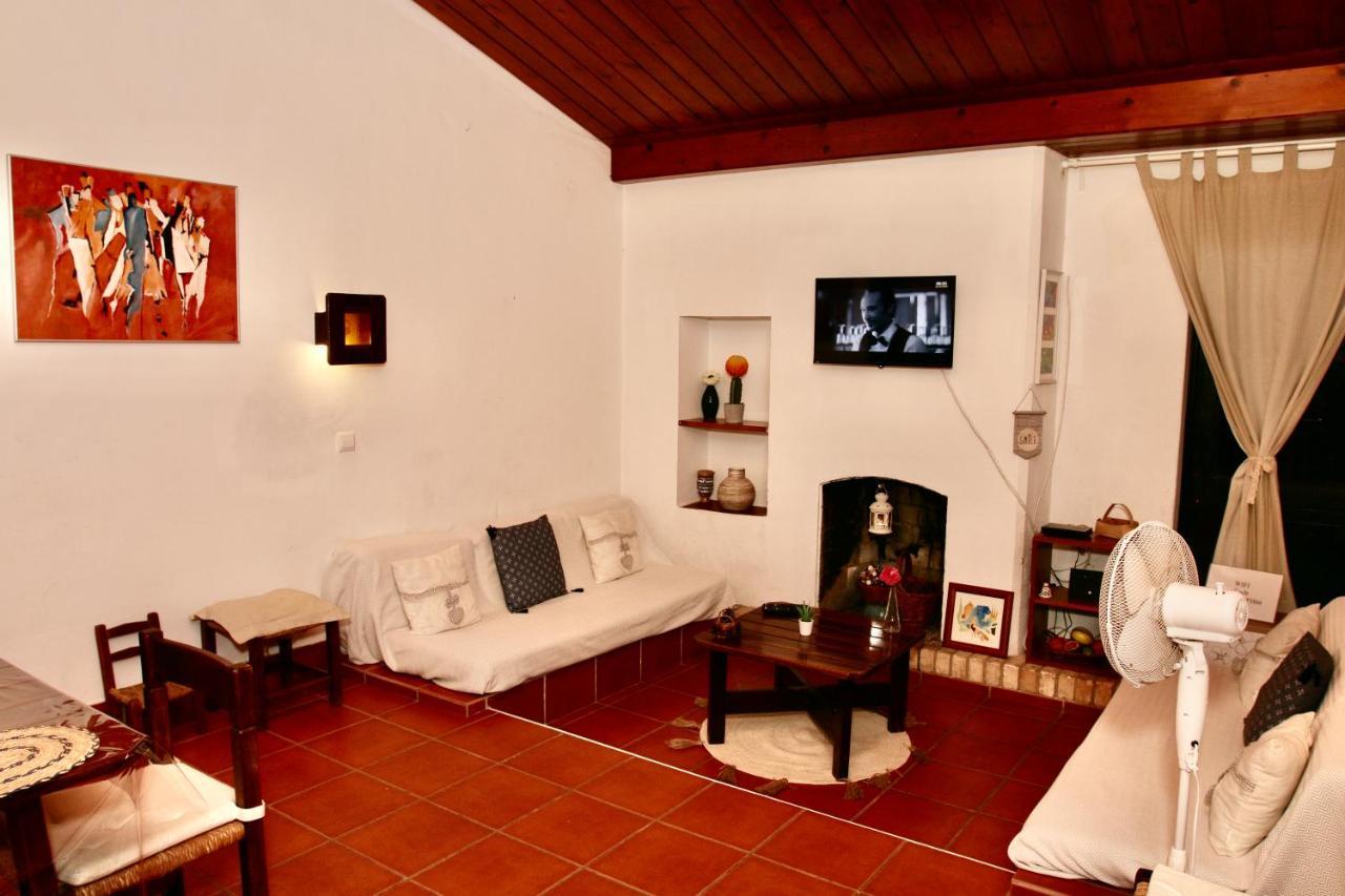 Villa Jacaranda - 550M From The Beach - Free Wifi - By Bedzy アルブフェイラ エクステリア 写真