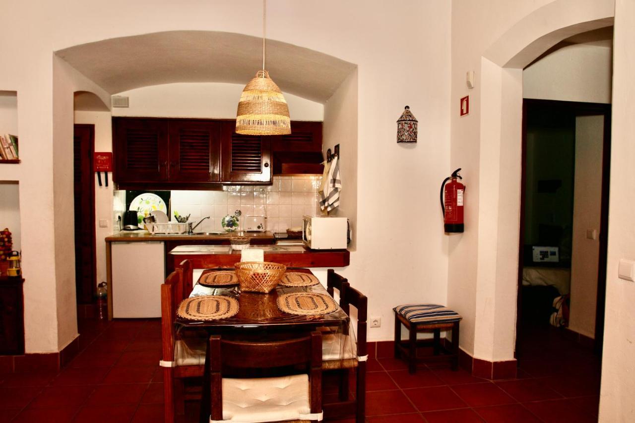 Villa Jacaranda - 550M From The Beach - Free Wifi - By Bedzy アルブフェイラ エクステリア 写真