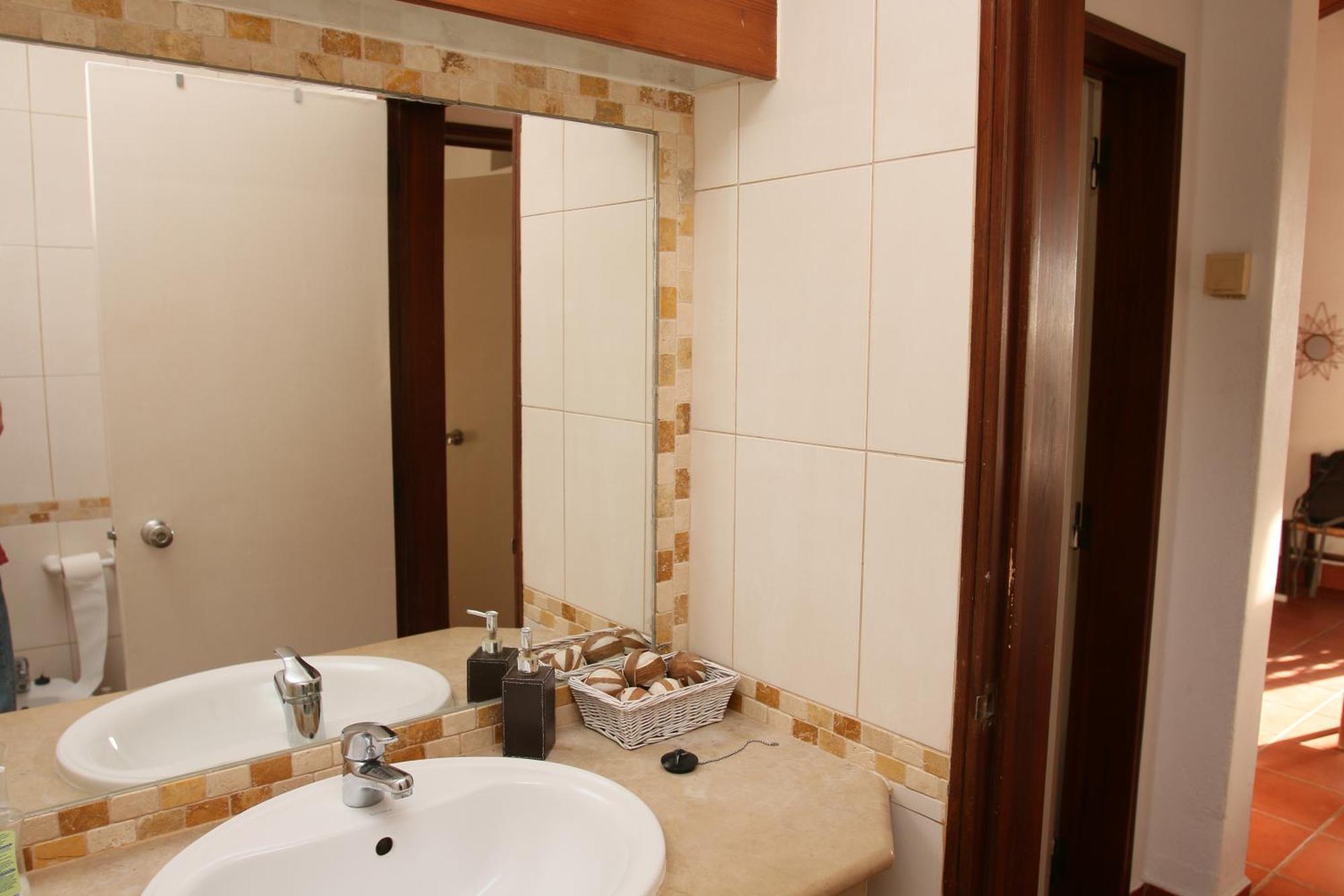 Villa Jacaranda - 550M From The Beach - Free Wifi - By Bedzy アルブフェイラ エクステリア 写真